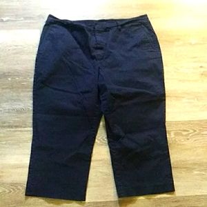 💫 CHAPS Capri pants 💫